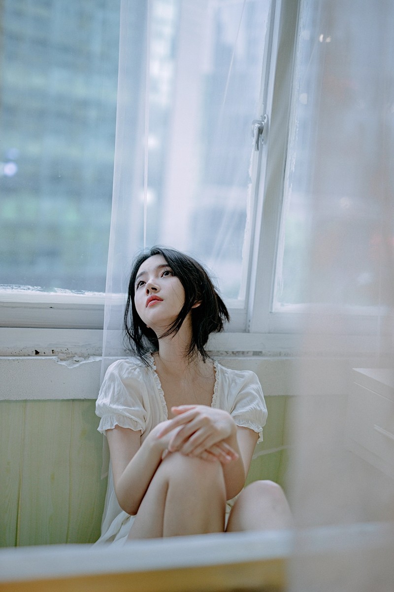 晚间白纱