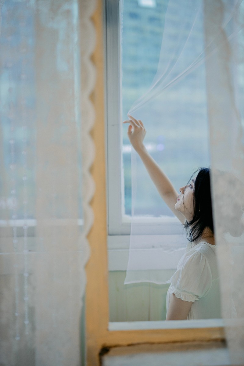 晚间白纱