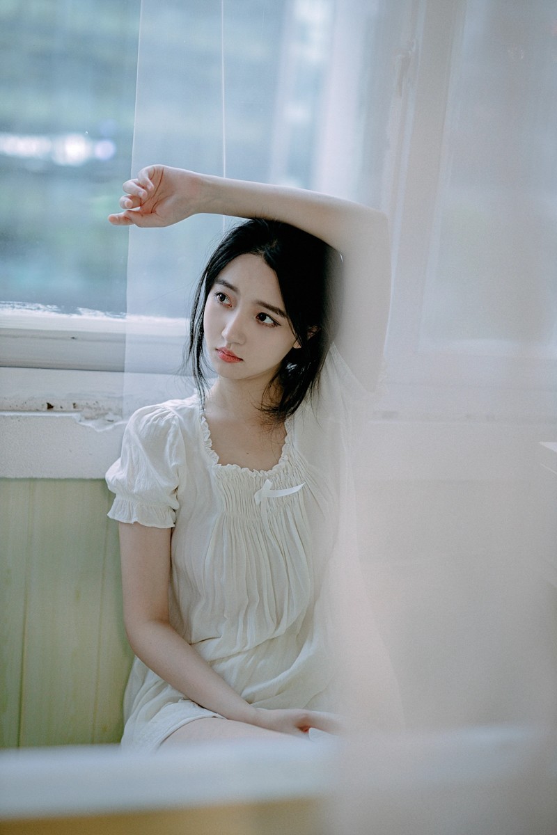 晚间白纱
