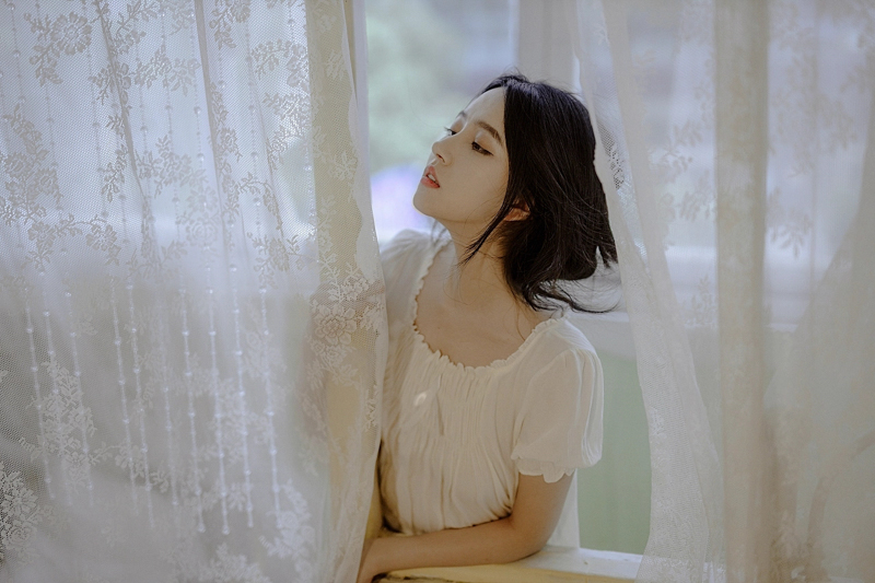 晚间白纱