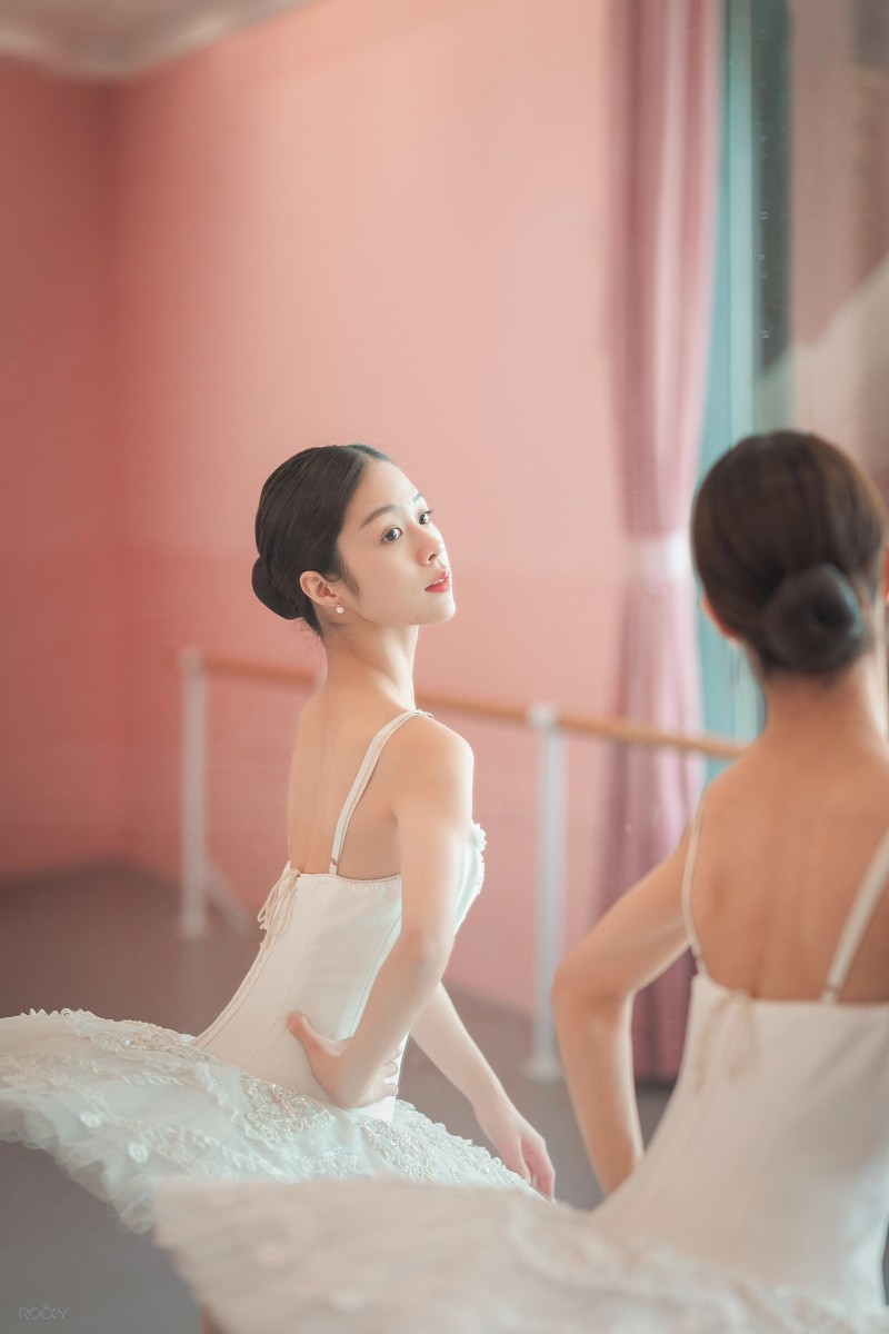 芭蕾《白》