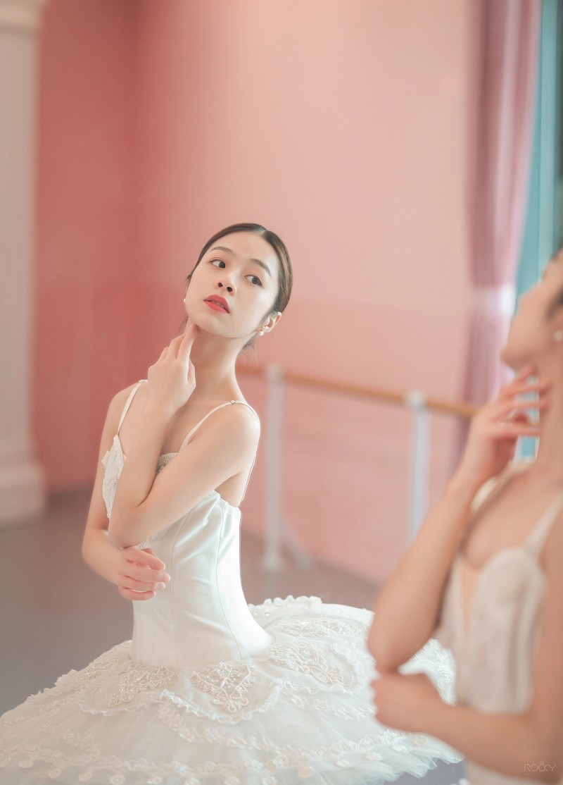 芭蕾《白》