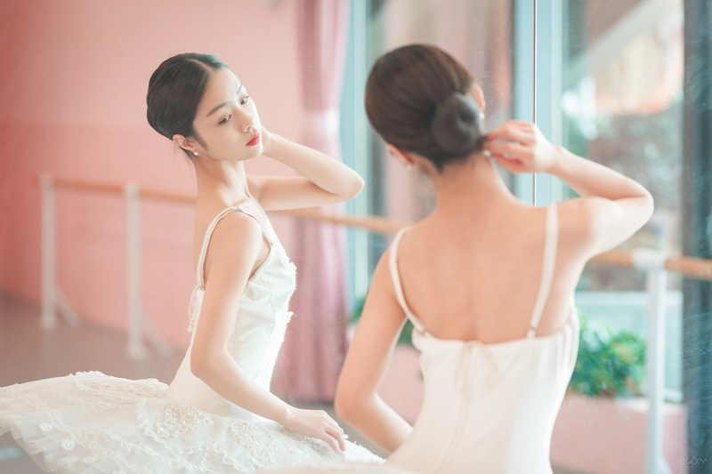芭蕾《白》