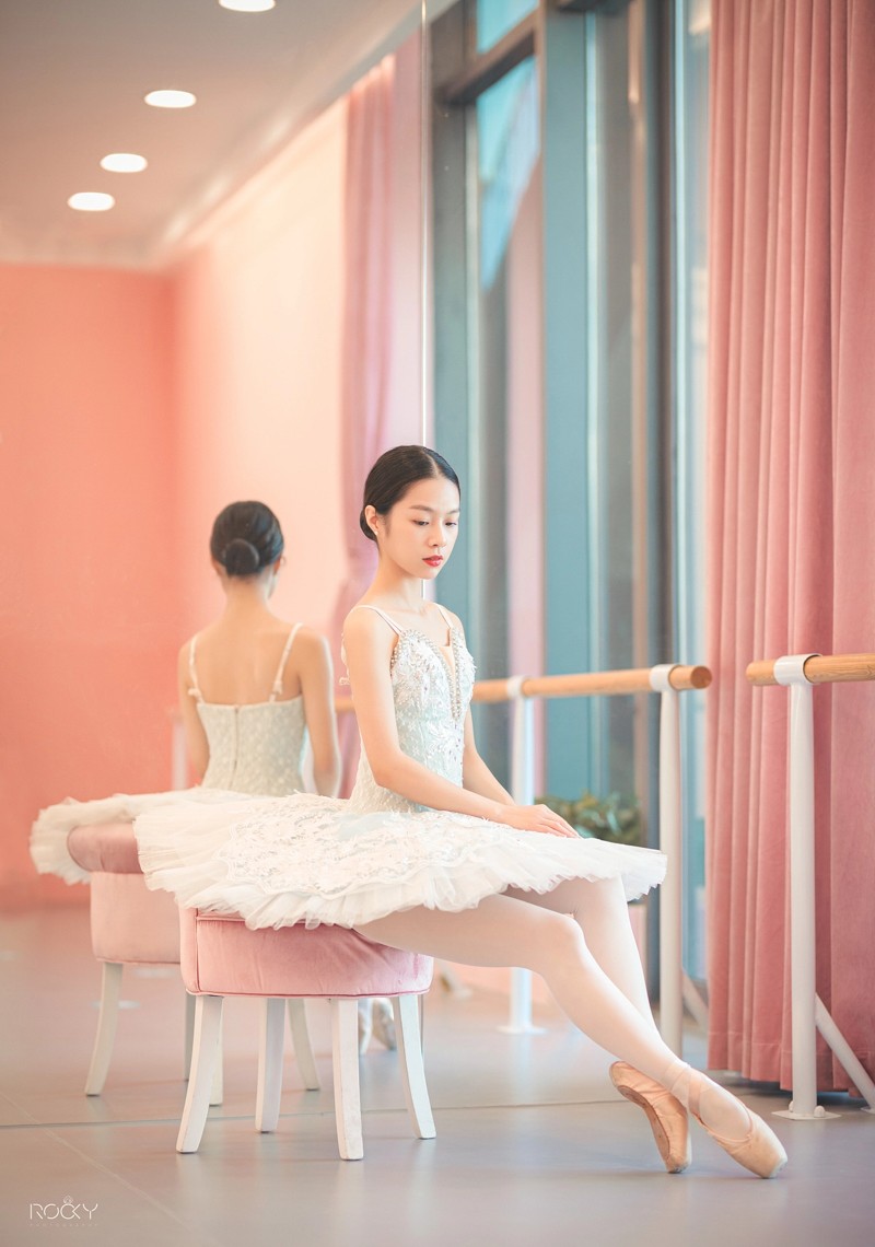 芭蕾《白》