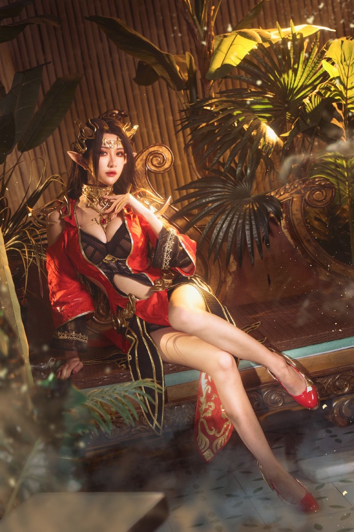 美杜莎女王