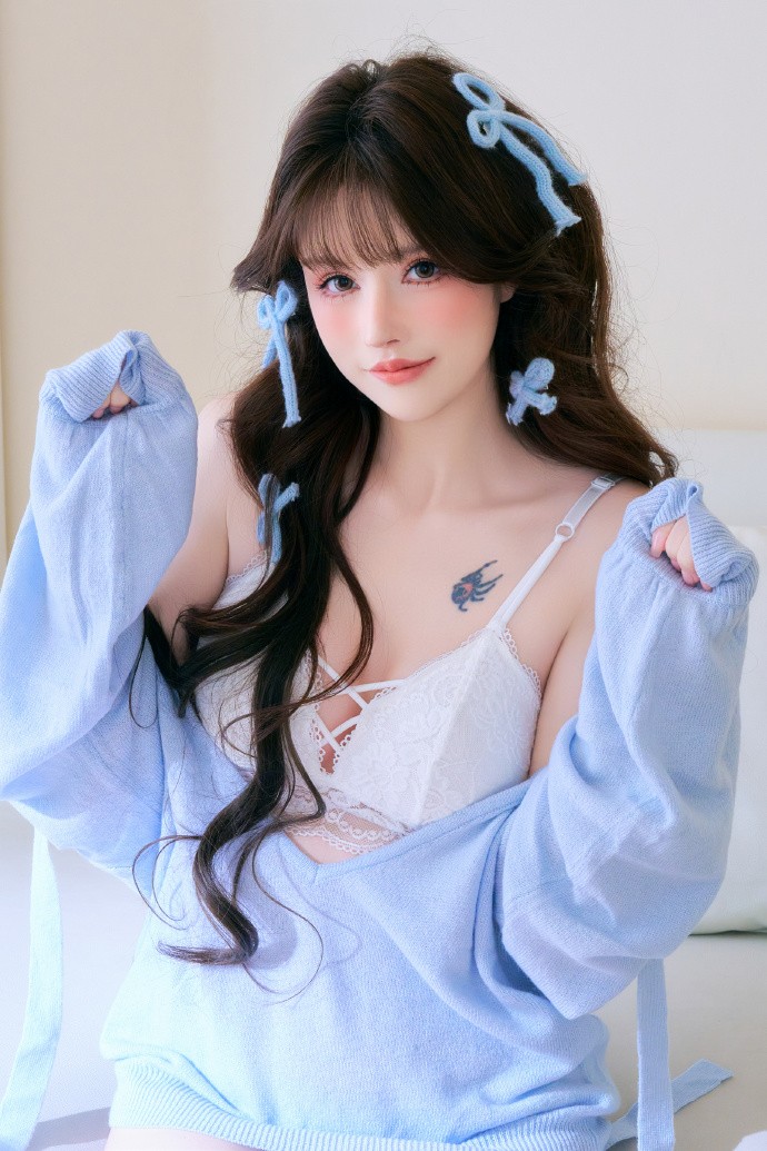 周日想被疼爱的小鹿
