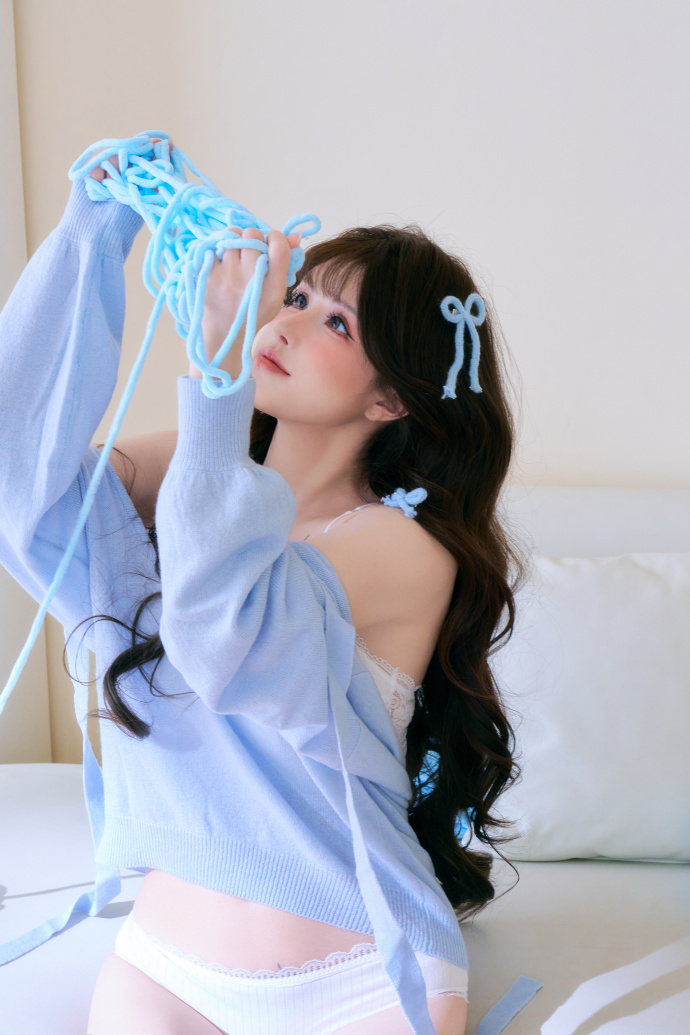 周日想被疼爱的小鹿