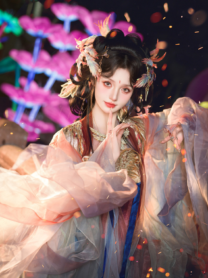 美哭了！请和我一起逛灯会吧！