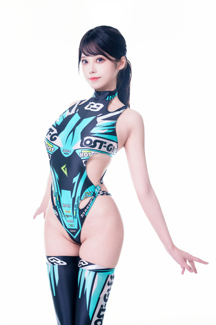 感觉很好看存档个服装白底