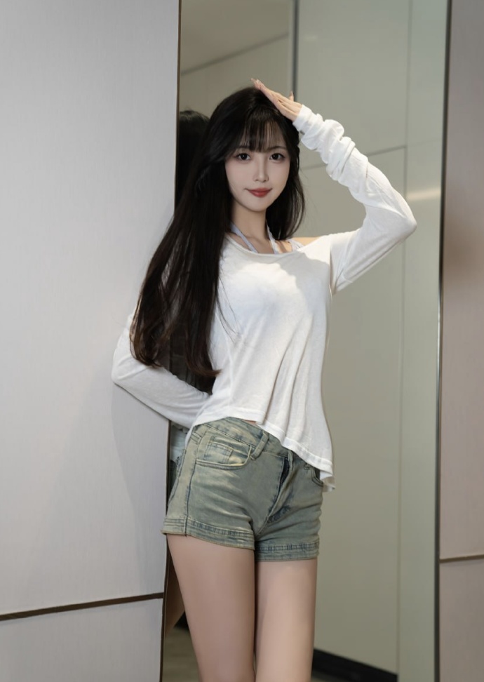 就喜欢干干净净的女孩纸