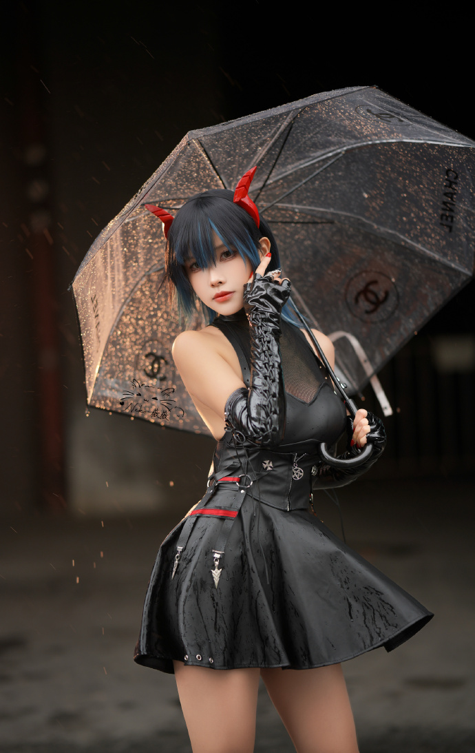 也算是无意中拍上雨景了！