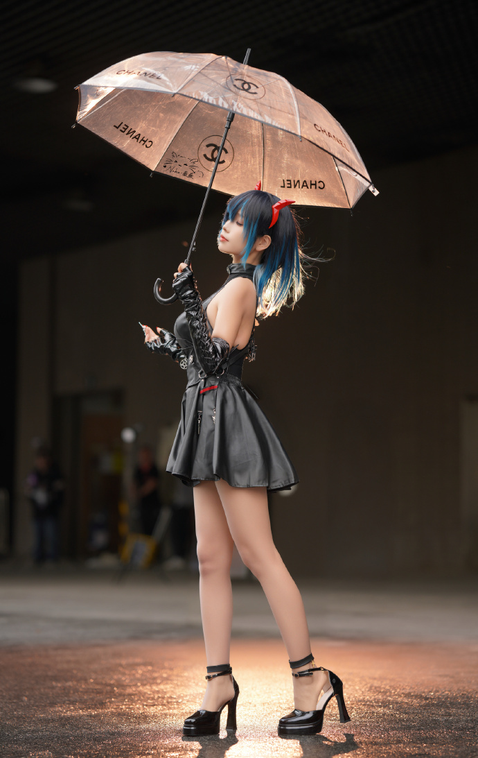 也算是无意中拍上雨景了！