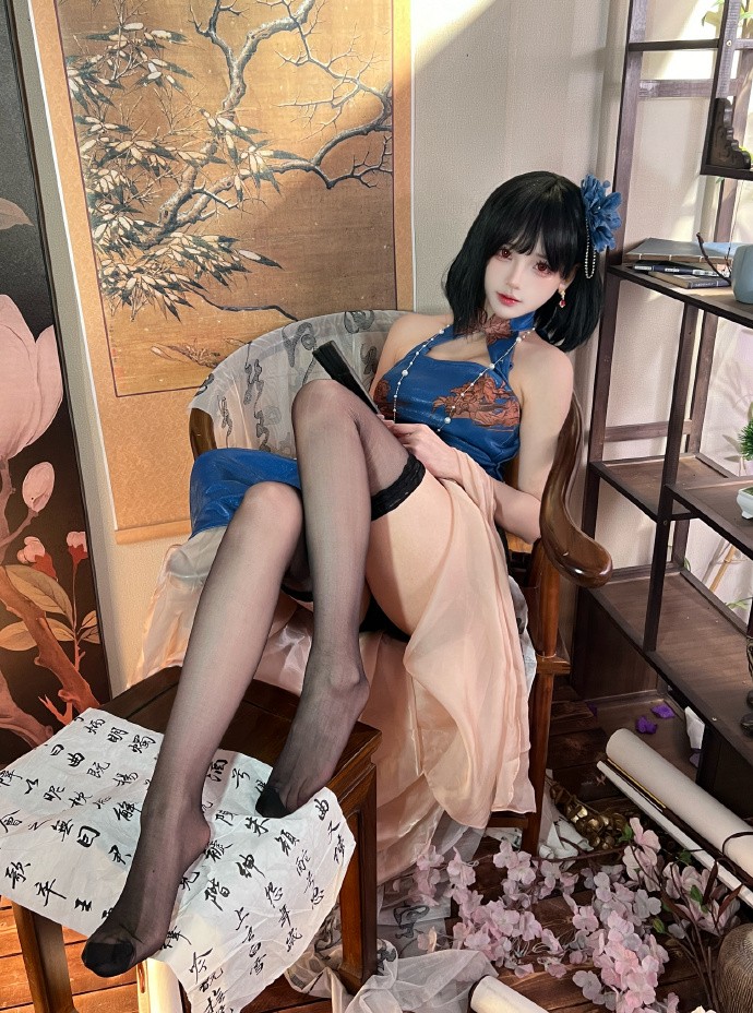 指挥官～建武的旗袍好看吗